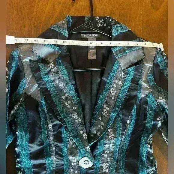 Bisou Bisou Patchwork Button Front Whimsy Goth Office Siren Blazer Size 12 - Picture 11 of 12